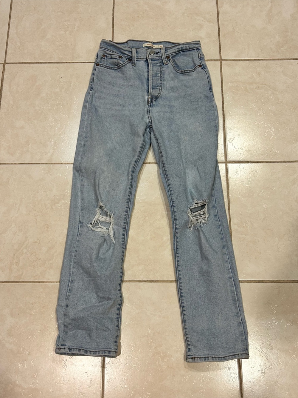 Levi's Wedgie Straight Jeans - Size 27